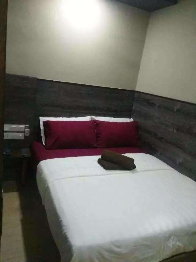 Hotel Qing Yun Resthouse -Delima Satu à Kampong Serusup Chambre photo